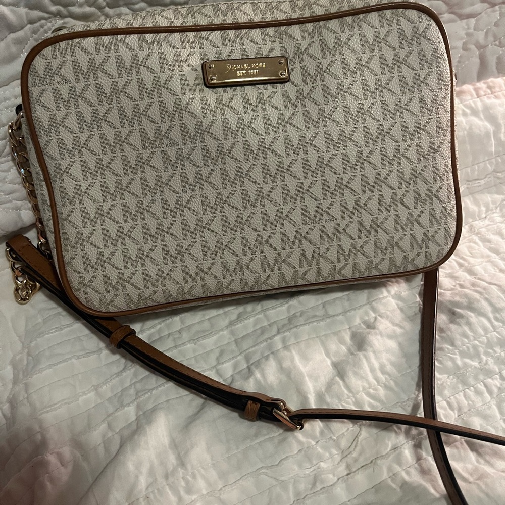 Michael Kors Crossbody Bag